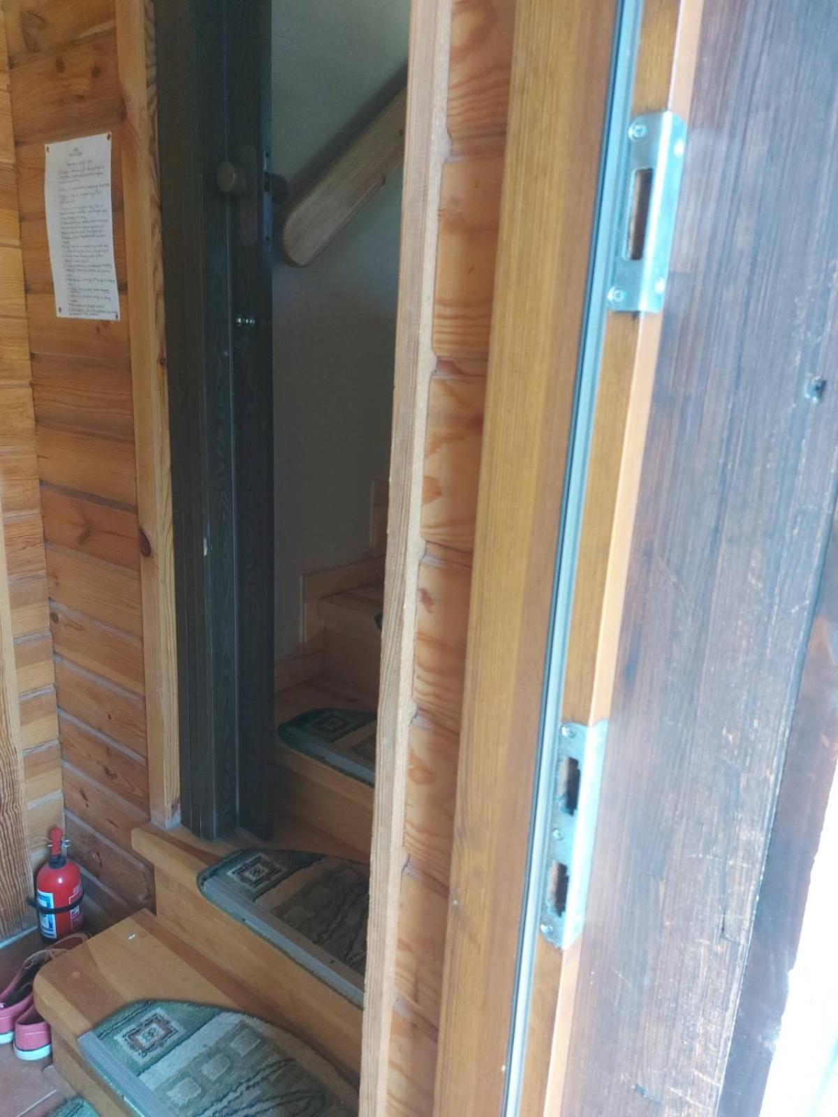 Bialowieza Spanie Na Sianie Puszcza Bialowieska Dubicze Cerkiewne Exterior photo